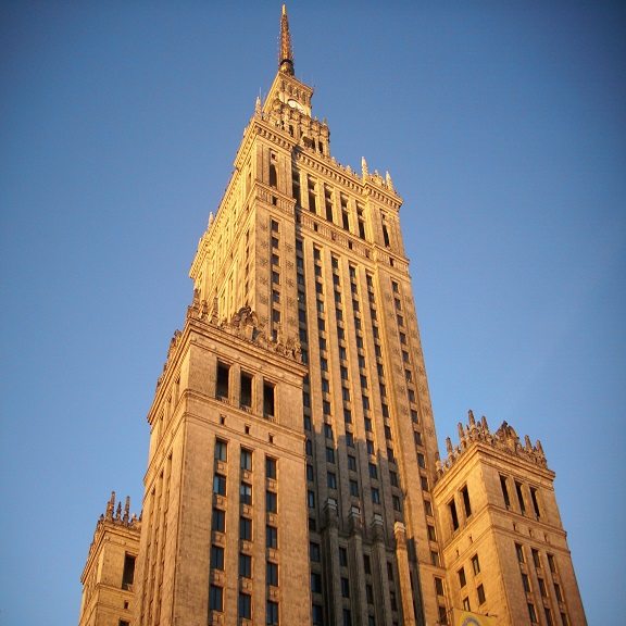 Collegium-Civitas-Üniversitesi-Polonya-1