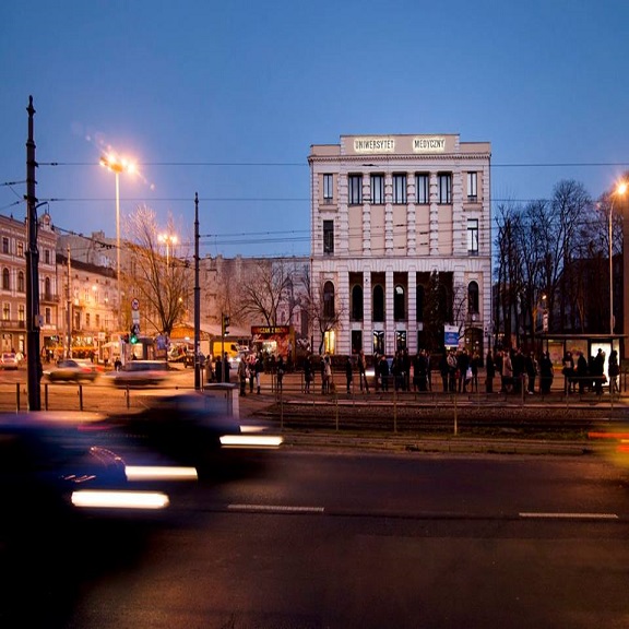 Lodz-Tıp-Üniversitesi-Polonya-1