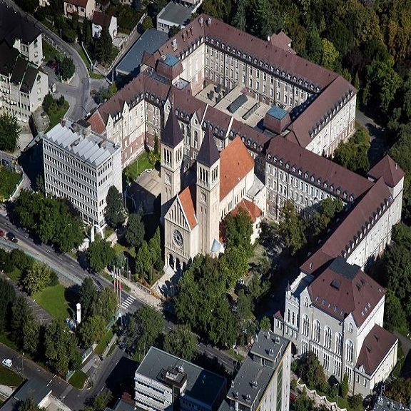 Macaristan-Pecs-Üniversitesi-1
